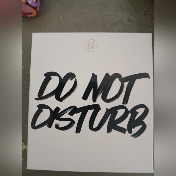 HB 6 pc Makeup Bundle New in original packaging - Picture 2 of 13